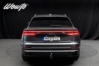 Audi Q8, 3.0, 340 kW, hybrid, automatic, four-wheel drive