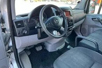 Mercedes-Benz Sprinter, 140 kW, diesel, automatic