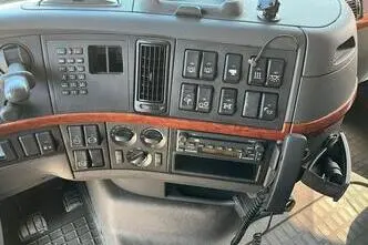 Volvo FH 480 8x4, 353 kW, diisel, automaat