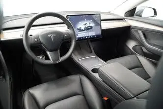 Tesla Model 3, 155 kW, электричество, автомат, полный привод