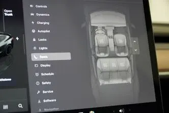 Tesla Model 3, 155 kW, электричество, автомат, полный привод