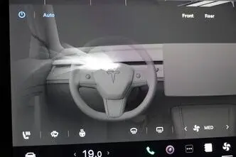 Tesla Model 3, 155 kW, электричество, автомат, полный привод