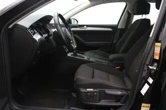 Volkswagen Passat, 1.6, 88 kW, diisel, automaat, esivedu