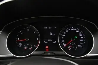 Volkswagen Passat, 1.6, 88 kW, diisel, automaat, esivedu