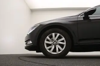 Volkswagen Passat, 1.6, 88 kW, diisel, automaat, esivedu