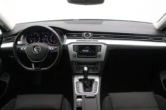 Volkswagen Passat, 1.6, 88 kW, diesel, automatic, front-wheel drive