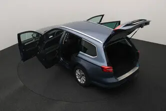 Volkswagen Passat, 1.6, 88 kW, diesel, automatic, front-wheel drive