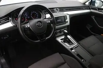 Volkswagen Passat, 1.6, 88 kW, diesel, automatic, front-wheel drive