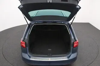 Volkswagen Passat, 1.6, 88 kW, diesel, automatic, front-wheel drive