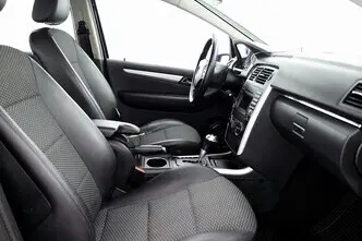Mercedes-Benz B 180, 2.0, 80 kW, diesel, automatic, front-wheel drive