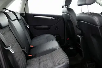 Mercedes-Benz B 180, 2.0, 80 kW, diesel, automatic, front-wheel drive