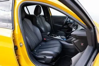 Peugeot 208, 1.2, 74 kW, бензин, автомат, передний привод