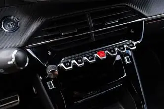 Peugeot 208, 1.2, 74 kW, бензин, автомат, передний привод