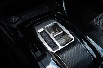 Peugeot 208, 1.2, 74 kW, бензин, автомат, передний привод
