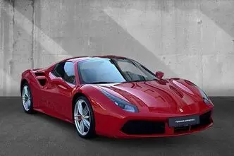 Ferrari 488, 3.9, 492 kW, бензин, автомат, задний привод
