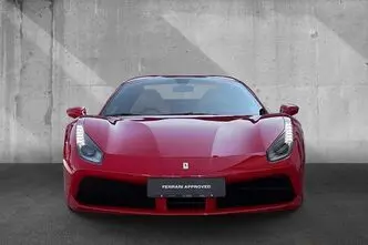 Ferrari 488, 3.9, 492 kW, бензин, автомат, задний привод