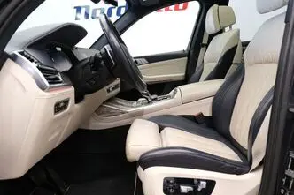 BMW X7, 3.0, 195 kW, дизель, автомат, полный привод