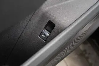 Audi e-tron, 300 kW, elekter, automaat, nelikvedu