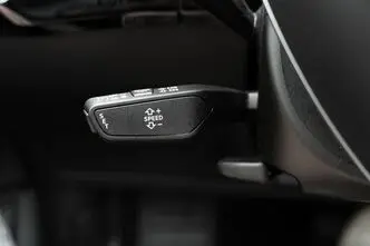 Audi e-tron, 300 kW, elekter, automaat, nelikvedu