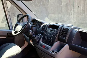 Peugeot Boxer, 2.2, 88 kW, diesel, manual, front-wheel drive