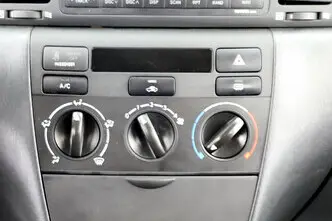 Toyota Corolla, 1.4, 71 kW, bensiin, manuaal, esivedu