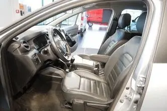 Dacia Duster, 1.0, 74 kW, bensiin, manuaal, esivedu