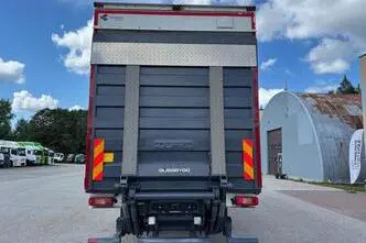 Volvo FM330, 248 kW, diesel, automatic