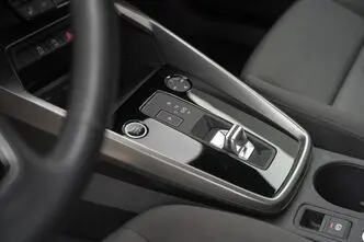 Audi A3, 1.5, 110 kW, bensiin, automaat, esivedu