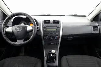 Toyota Corolla, 1.6, 97 kW, petrol, manual, front-wheel drive