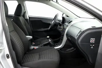 Toyota Corolla, 1.6, 97 kW, petrol, manual, front-wheel drive