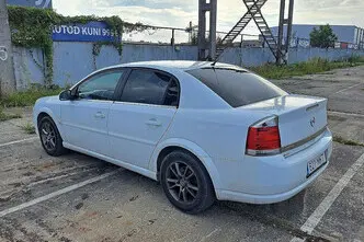 Opel Vectra, 2.2, 114 kW, petrol, manual, front-wheel drive