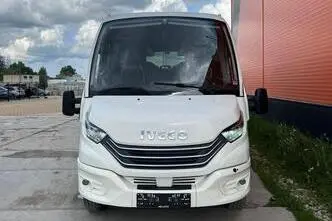 Iveco First, 152 kW, diisel, automaat