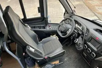 Iveco First, 152 kW, diisel, automaat
