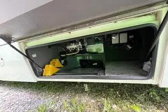 Iveco First, 152 kW, diisel, automaat