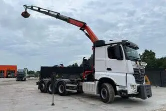 Mercedes-Benz Arocs 3242 8x4, 310 kW, diesel, automatic