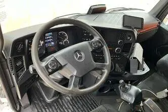 Mercedes-Benz Arocs 3242 8x4, 310 kW, diesel, automatic