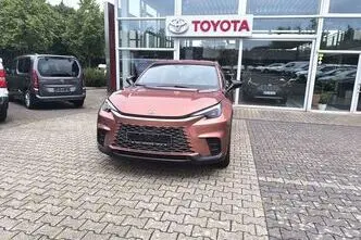 Lexus LBX, 1.5, 100 kW, гибрид, автомат, передний привод