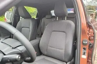 Lexus LBX, 1.5, 100 kW, гибрид, автомат, передний привод