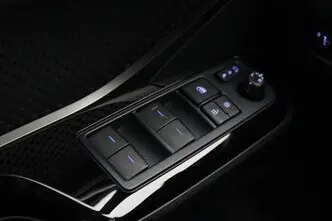 Toyota C-HR, 1.8, 90 kW, hübriid, automaat, esivedu