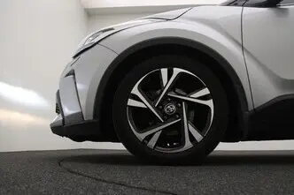 Toyota C-HR, 1.8, 90 kW, hübriid, automaat, esivedu