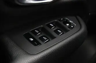 Volvo XC90, 2.0, 140 kW, дизель, автомат, передний привод