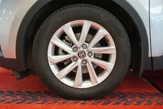 Toyota C-HR, 1.8, 72 kW, hübriid, automaat, esivedu