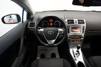Toyota Avensis, 1.8, 108 kW, bensiin, automaat, esivedu