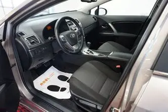 Toyota Avensis, 1.8, 108 kW, bensiin, automaat, esivedu