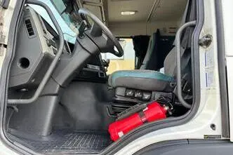 Volvo FM 330, 250 kW, diesel, automatic
