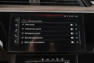Audi e-tron, 300 kW, elekter, automaat, nelikvedu