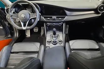 Alfa Romeo Giulia, 2.0, 206 kW, bensiin, automaat, nelikvedu