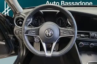 Alfa Romeo Giulia, 2.0, 206 kW, bensiin, automaat, nelikvedu