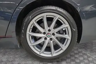 Alfa Romeo Giulia, 2.0, 206 kW, bensiin, automaat, nelikvedu