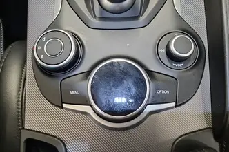 Alfa Romeo Giulia, 2.0, 206 kW, bensiin, automaat, nelikvedu